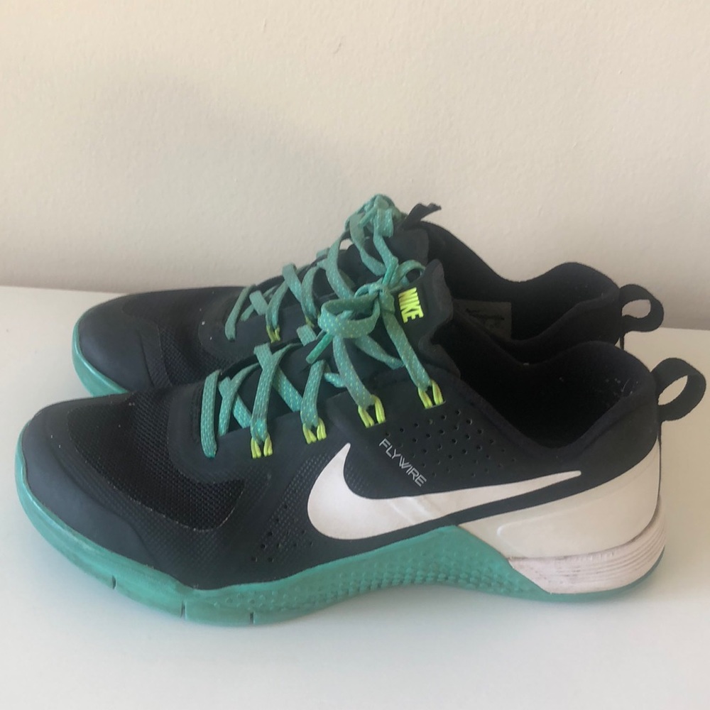 Used Nike metcons